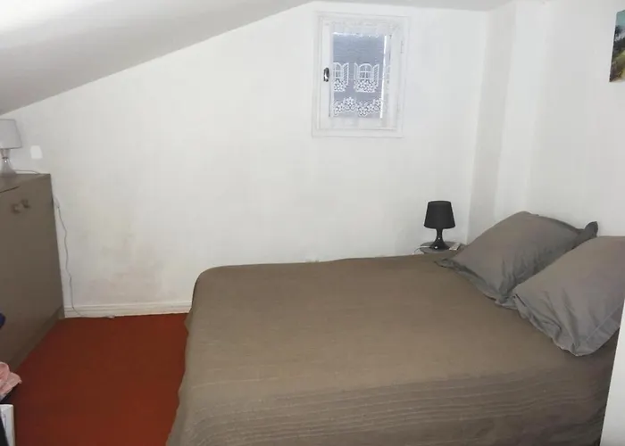 Maisonnette Proche Avec Parking, 4 Personnes - Fr-1-476-105 Vakantiehuis